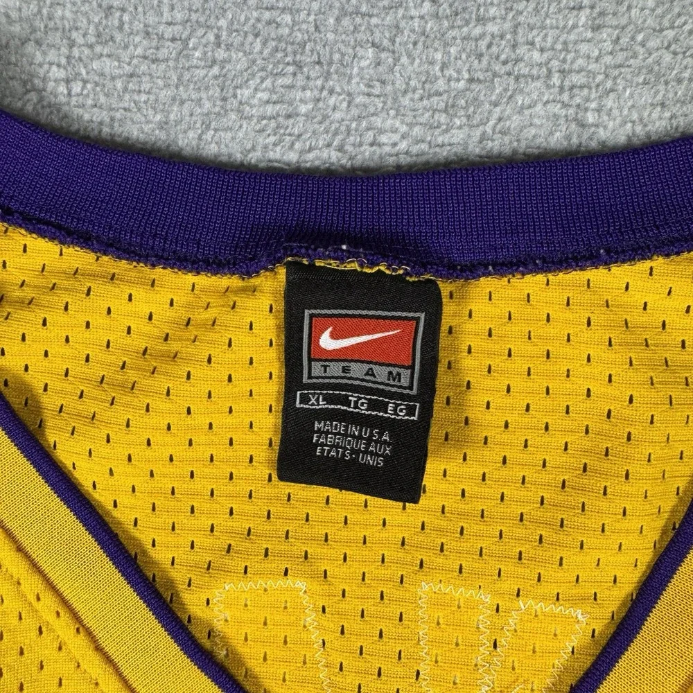 VTG 2000's Nike Kobe Bryant #8 Lakers NBA Gold Jersey Stitched Made In USA XL